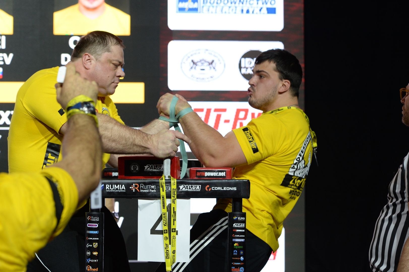 Zloty Tur 2018 Eliminations Left Hand