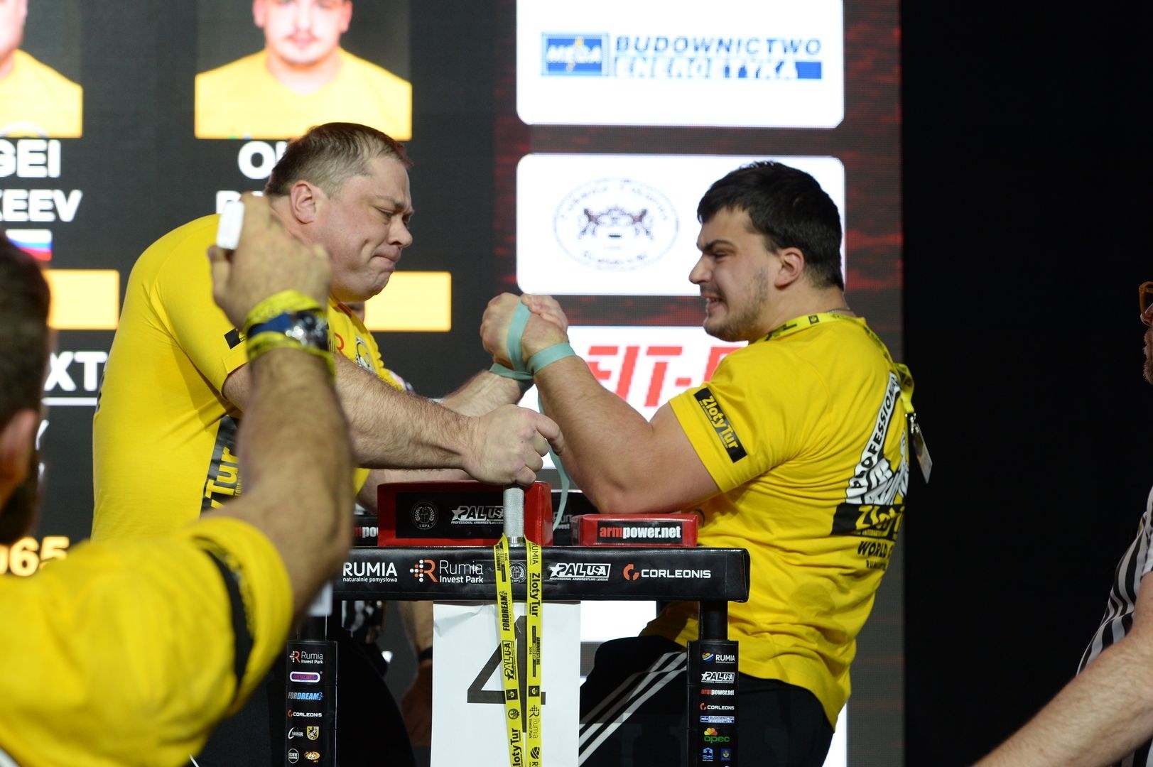 Zloty Tur 2018 Eliminations Left Hand