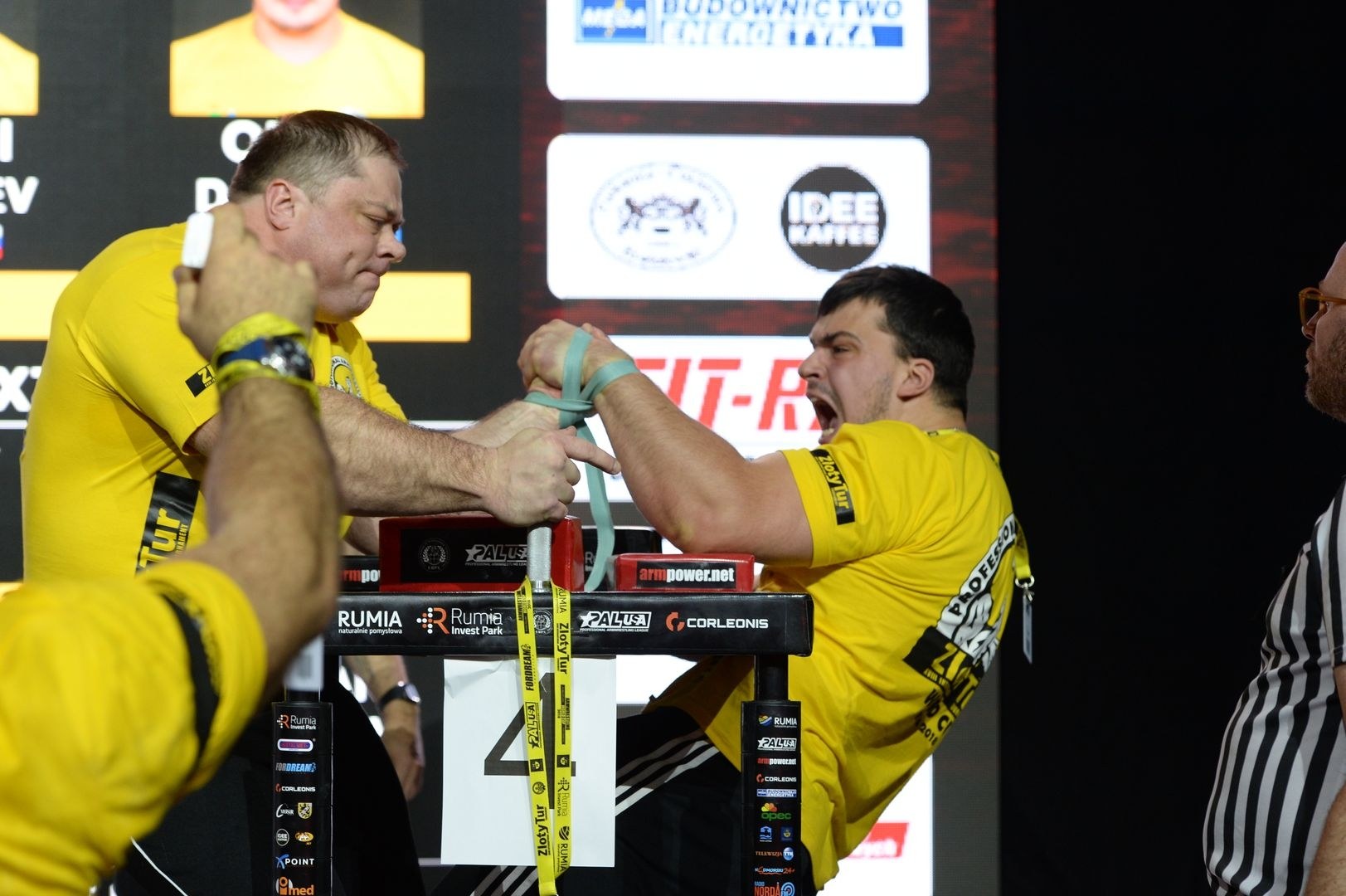 Zloty Tur 2018 Eliminations Left Hand