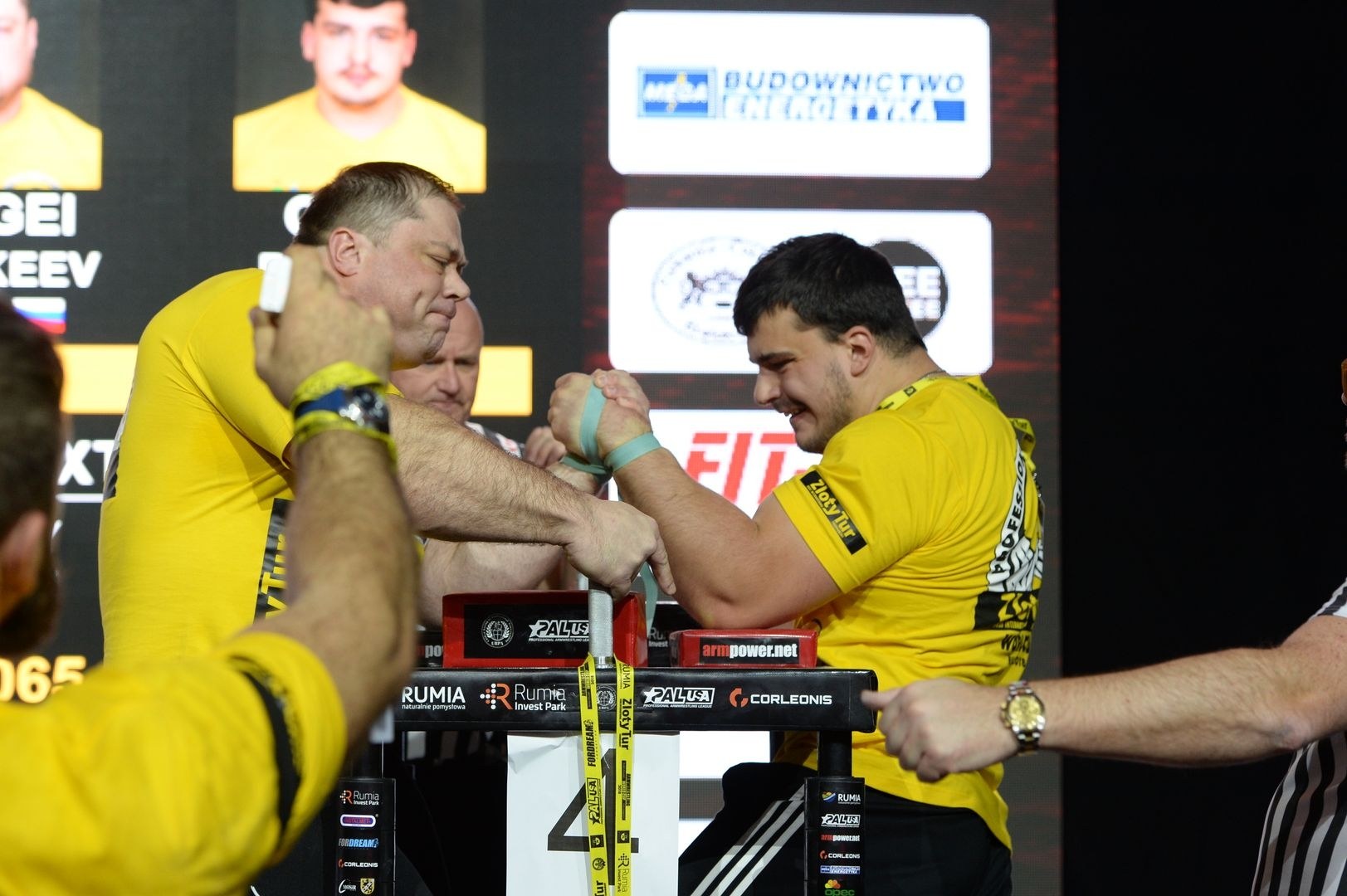 Zloty Tur 2018 Eliminations Left Hand