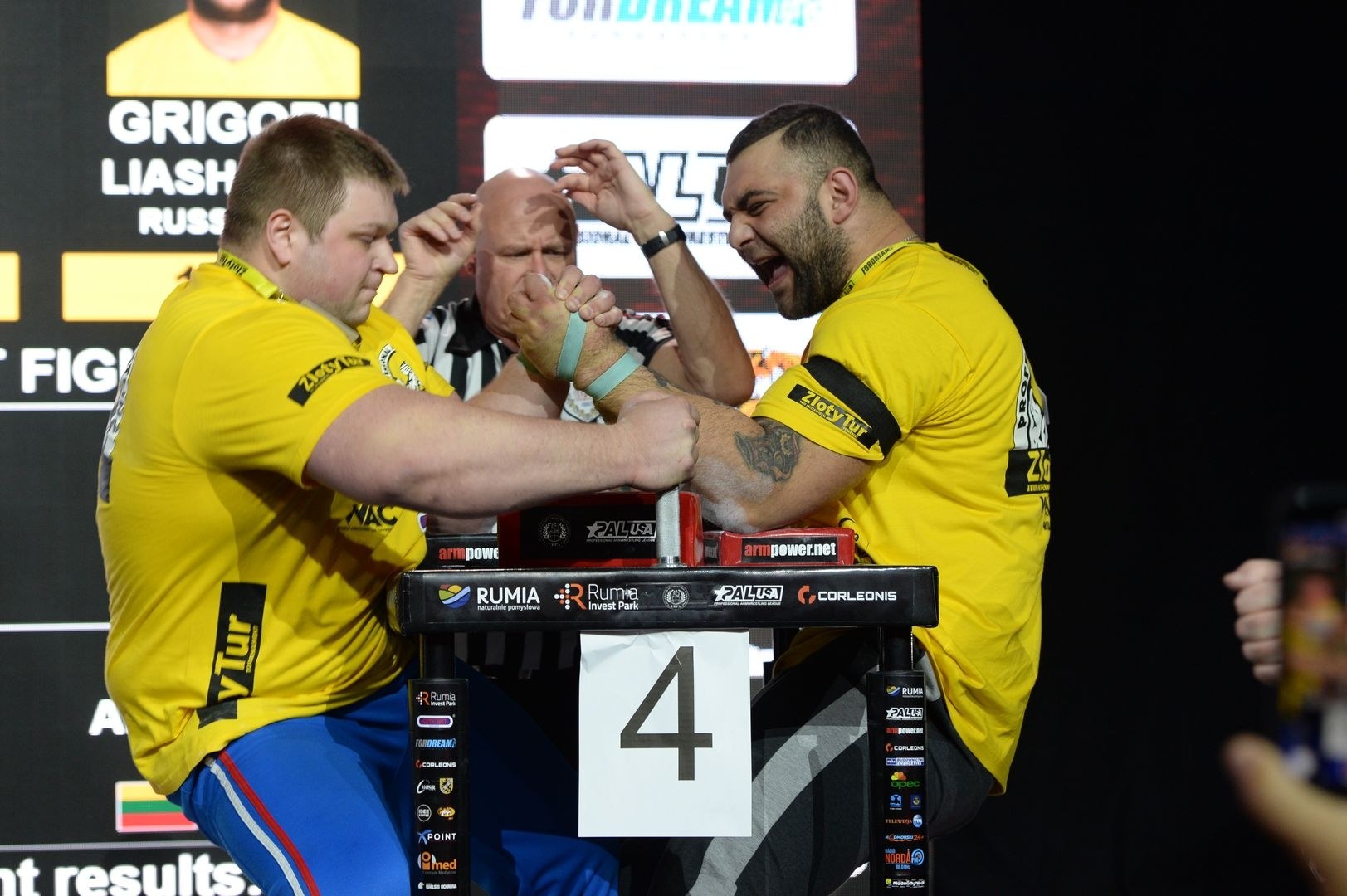 Zloty Tur 2018 Eliminations Left Hand