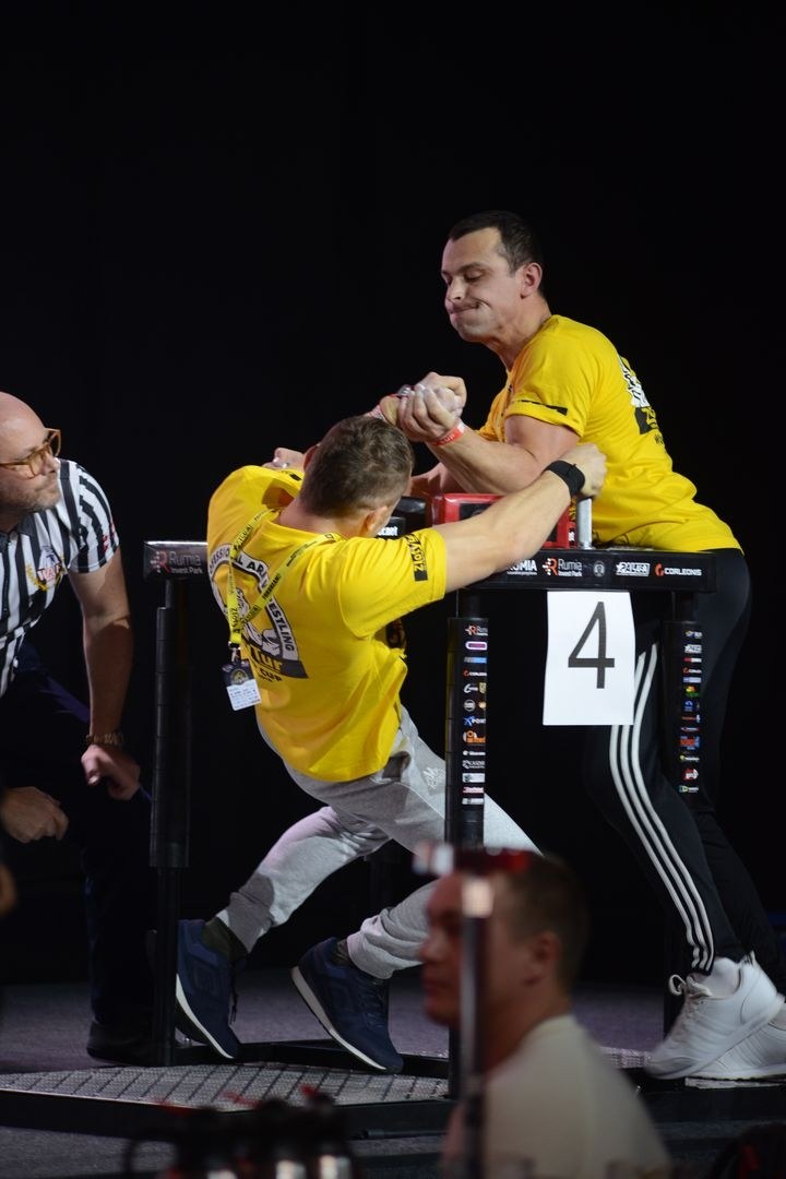 Zloty Tur 2018 Eliminations Left Hand