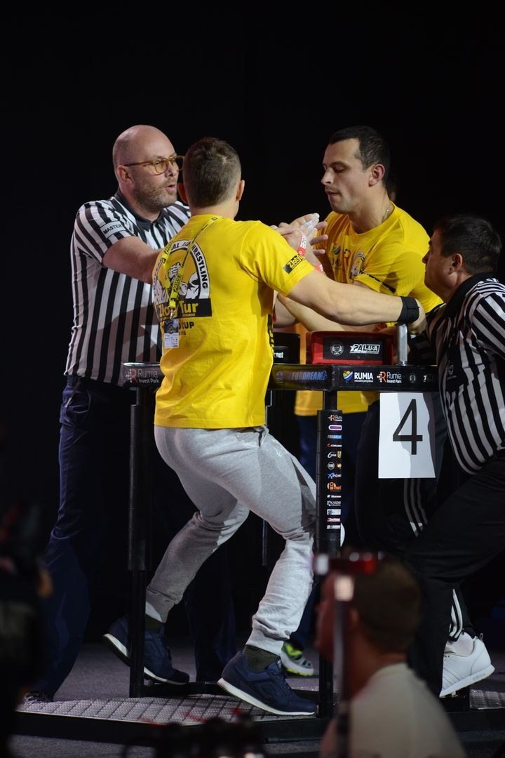 Zloty Tur 2018 Eliminations Left Hand