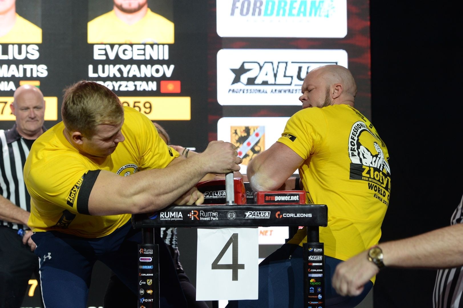 Zloty Tur 2018 Eliminations Left Hand