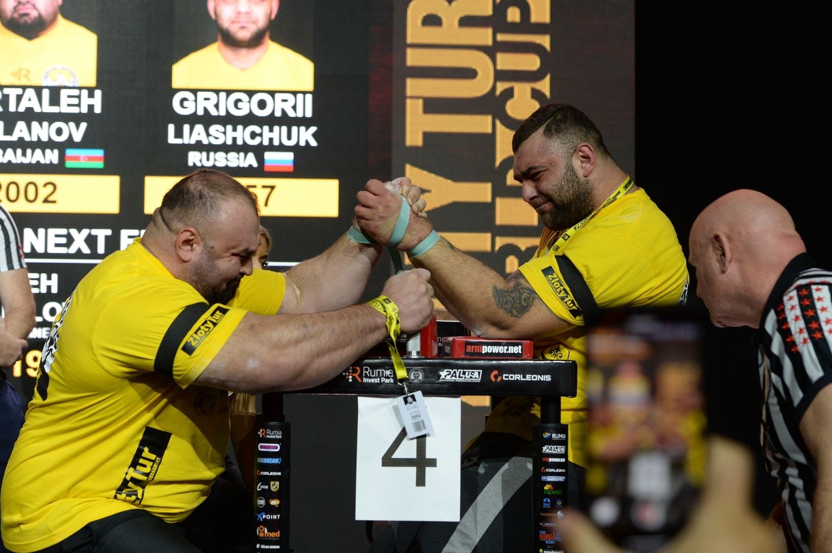 Zloty Tur 2018 Eliminations Left Hand