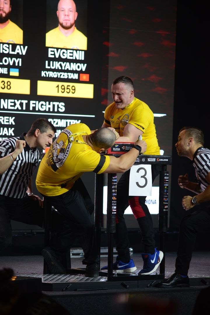 Zloty Tur 2018 Eliminations Left Hand