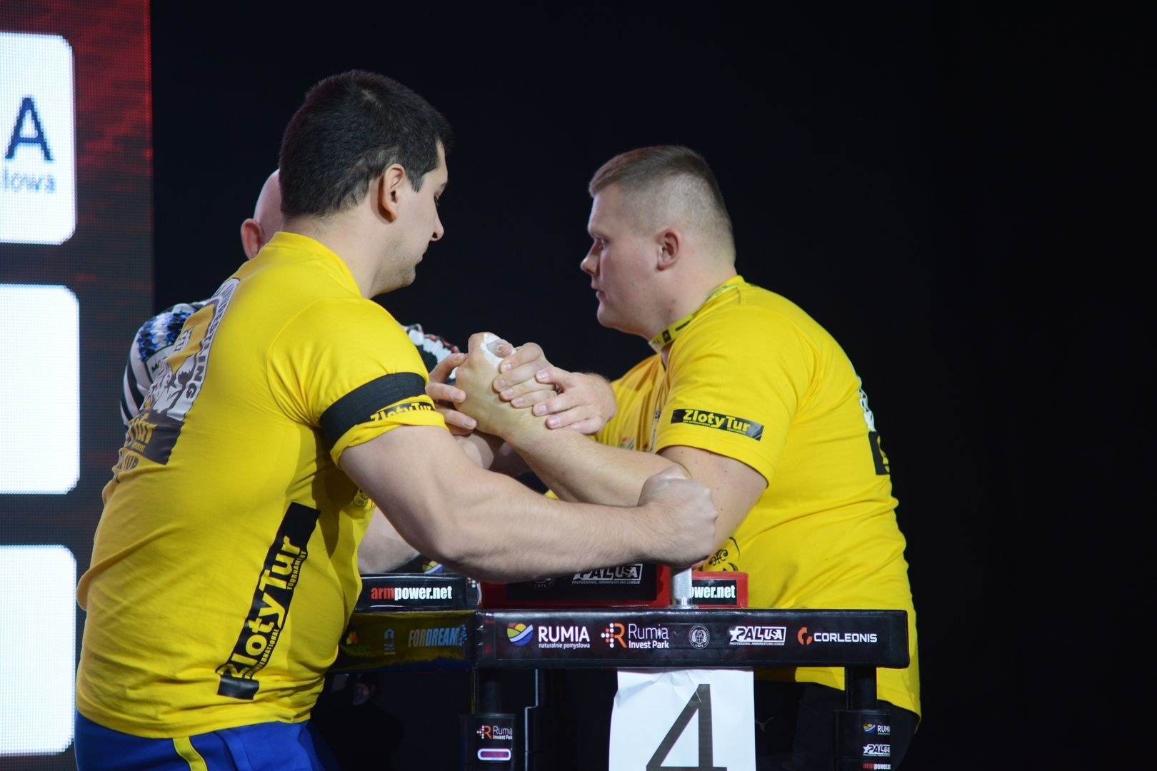 Zloty Tur 2018 Eliminations Left Hand