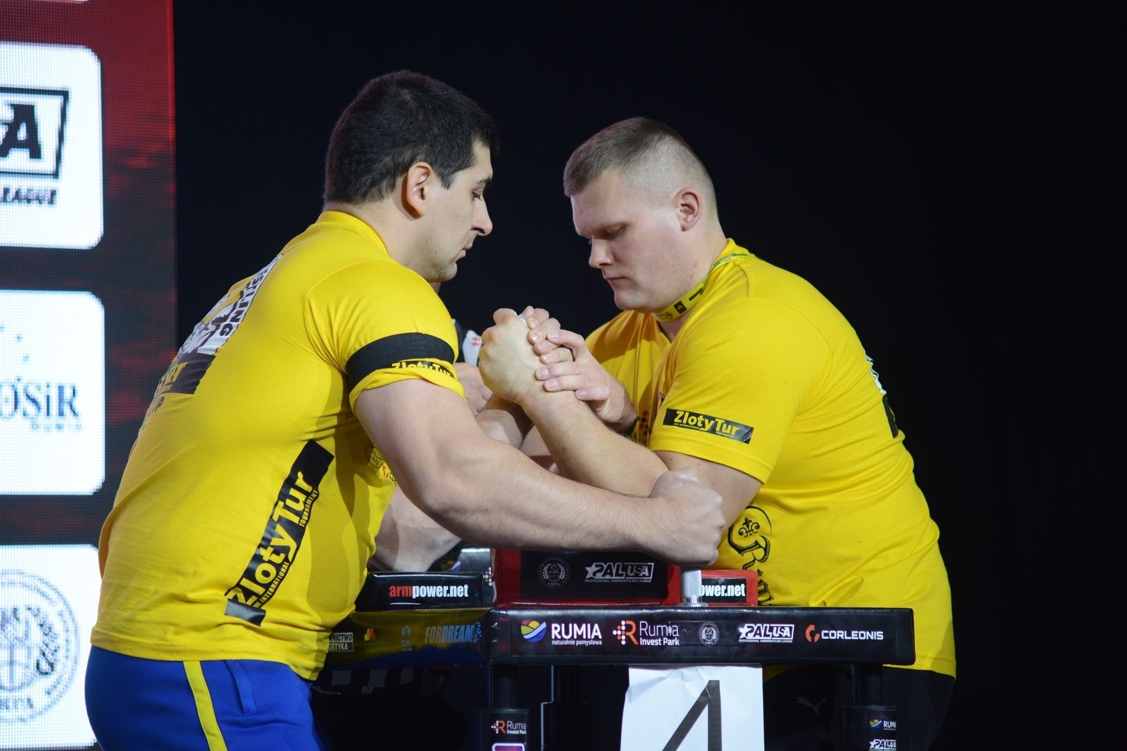 Zloty Tur 2018 Eliminations Left Hand