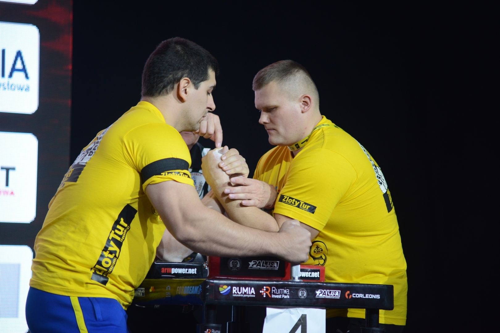 Zloty Tur 2018 Eliminations Left Hand