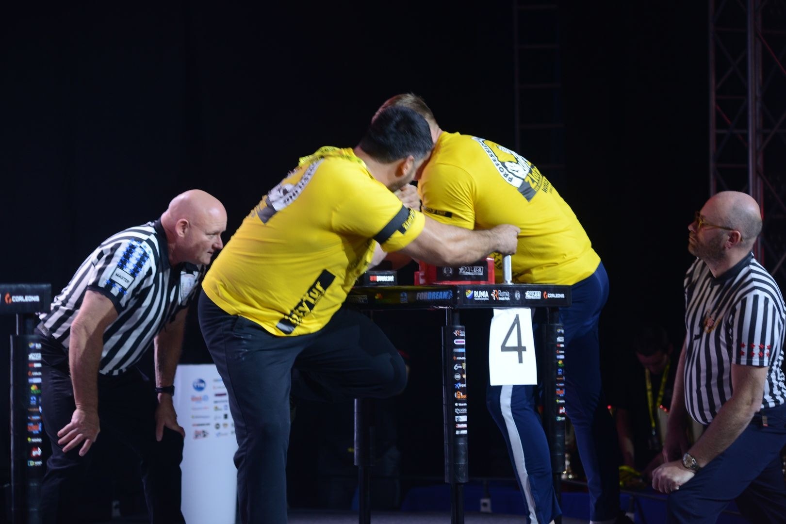 Zloty Tur 2018 Eliminations Left Hand