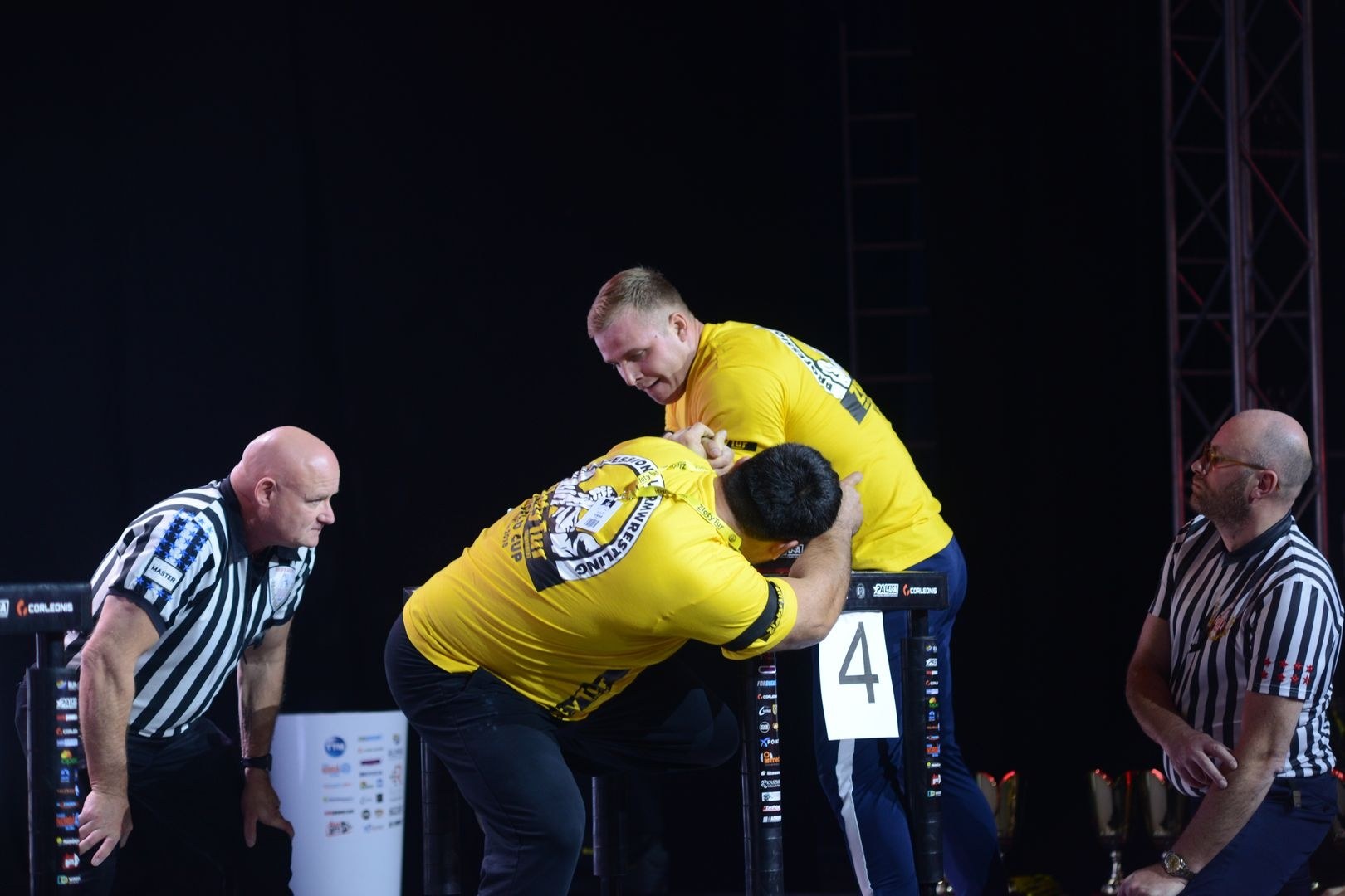 Zloty Tur 2018 Eliminations Left Hand