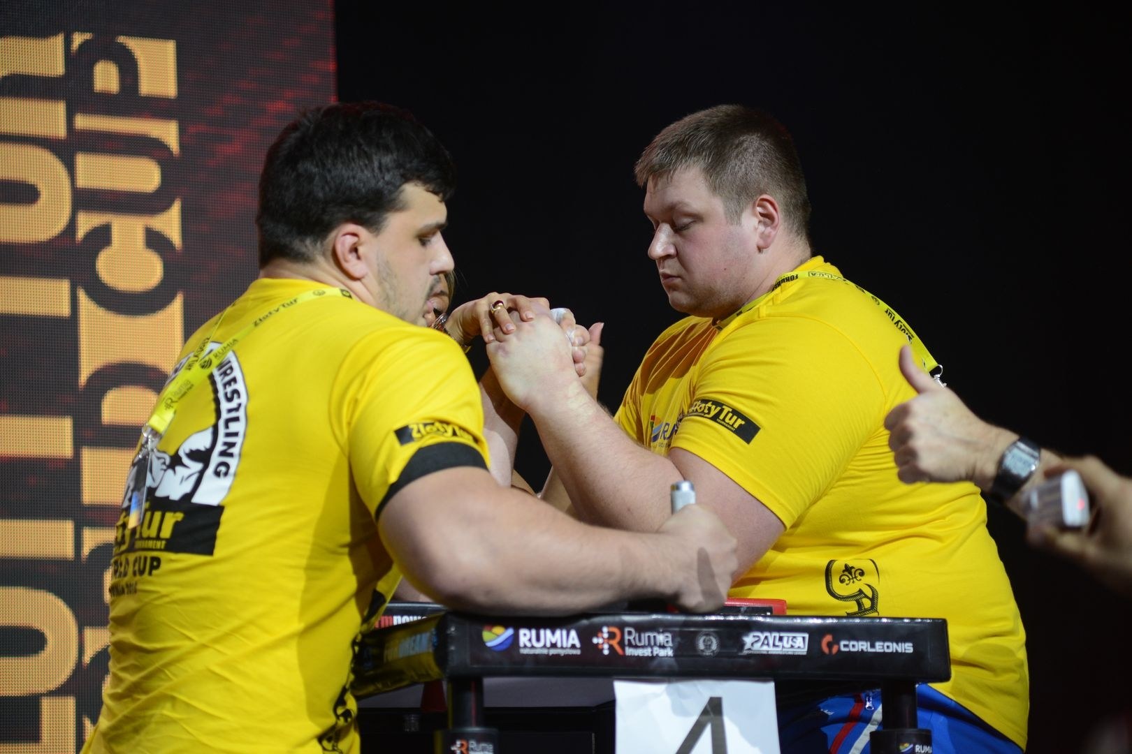 Zloty Tur 2018 Eliminations Left Hand