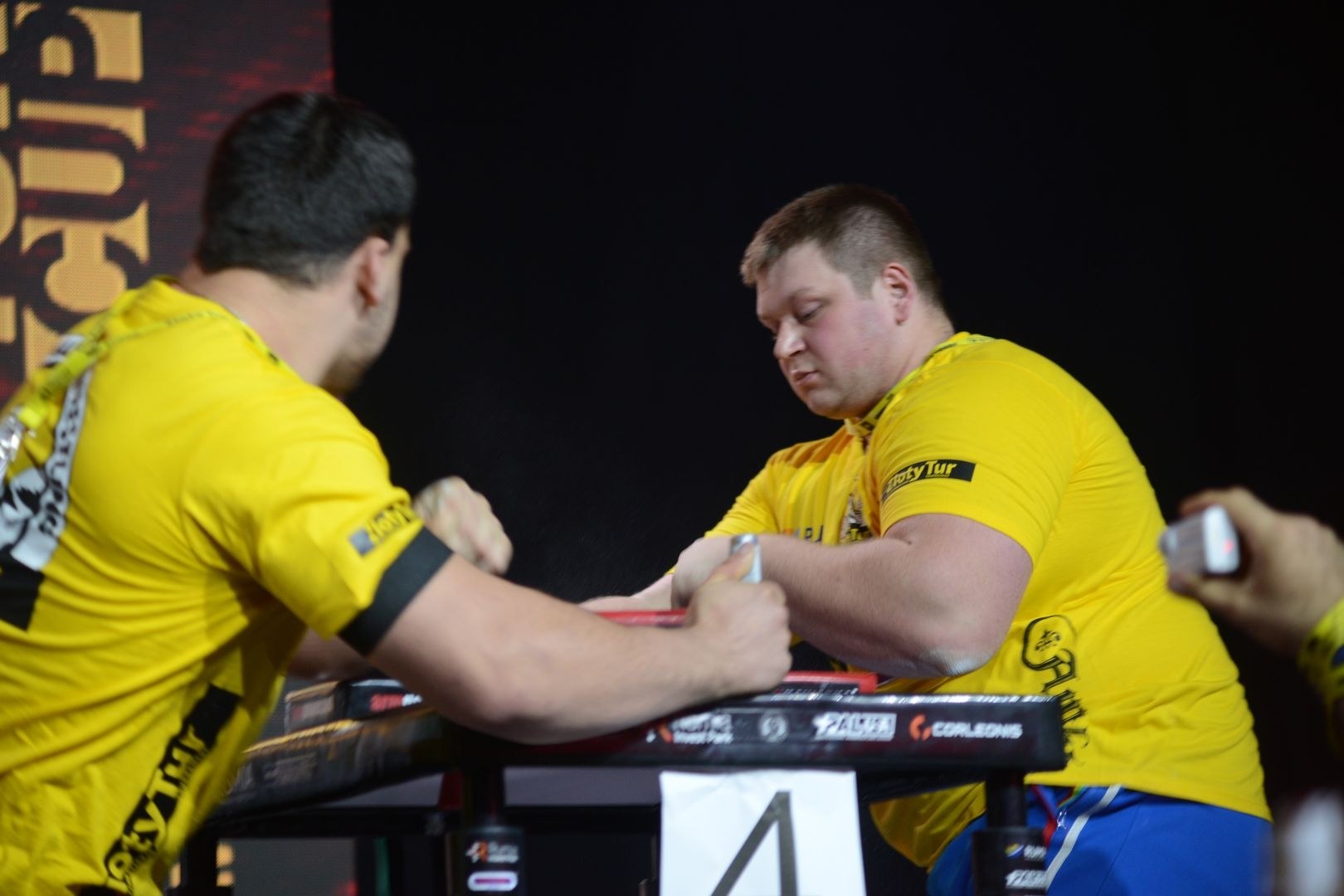 Zloty Tur 2018 Eliminations Left Hand