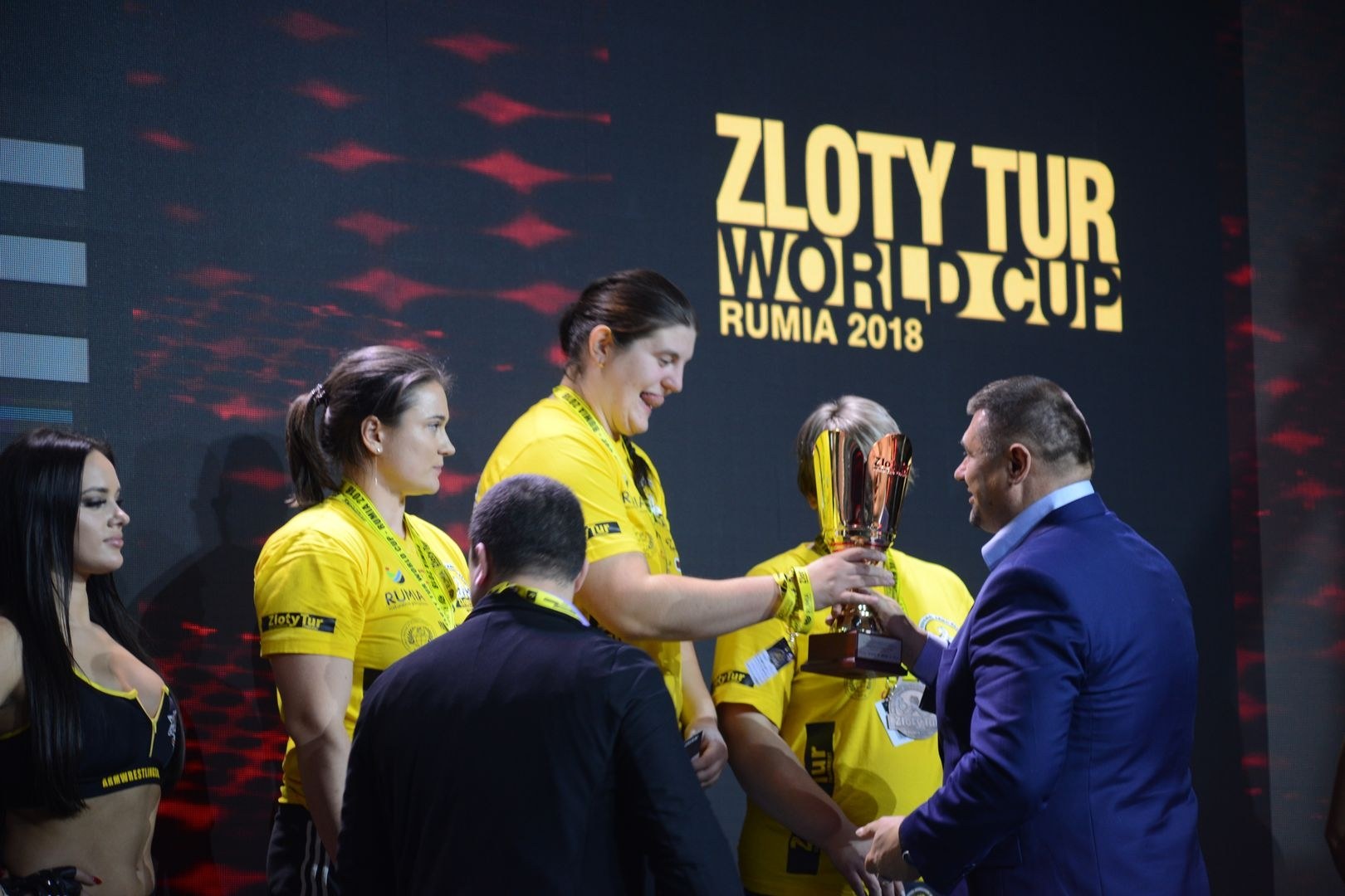 Zloty Tur 2018 Eliminations Left Hand