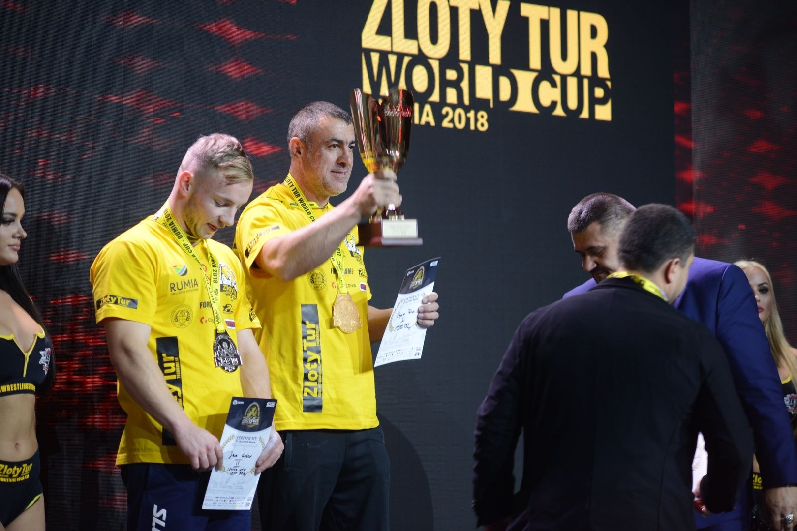 Zloty Tur 2018 Eliminations Left Hand