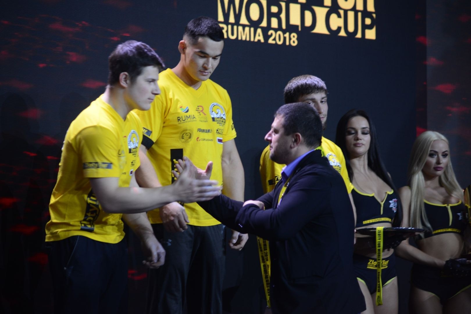 Zloty Tur 2018 Eliminations Left Hand