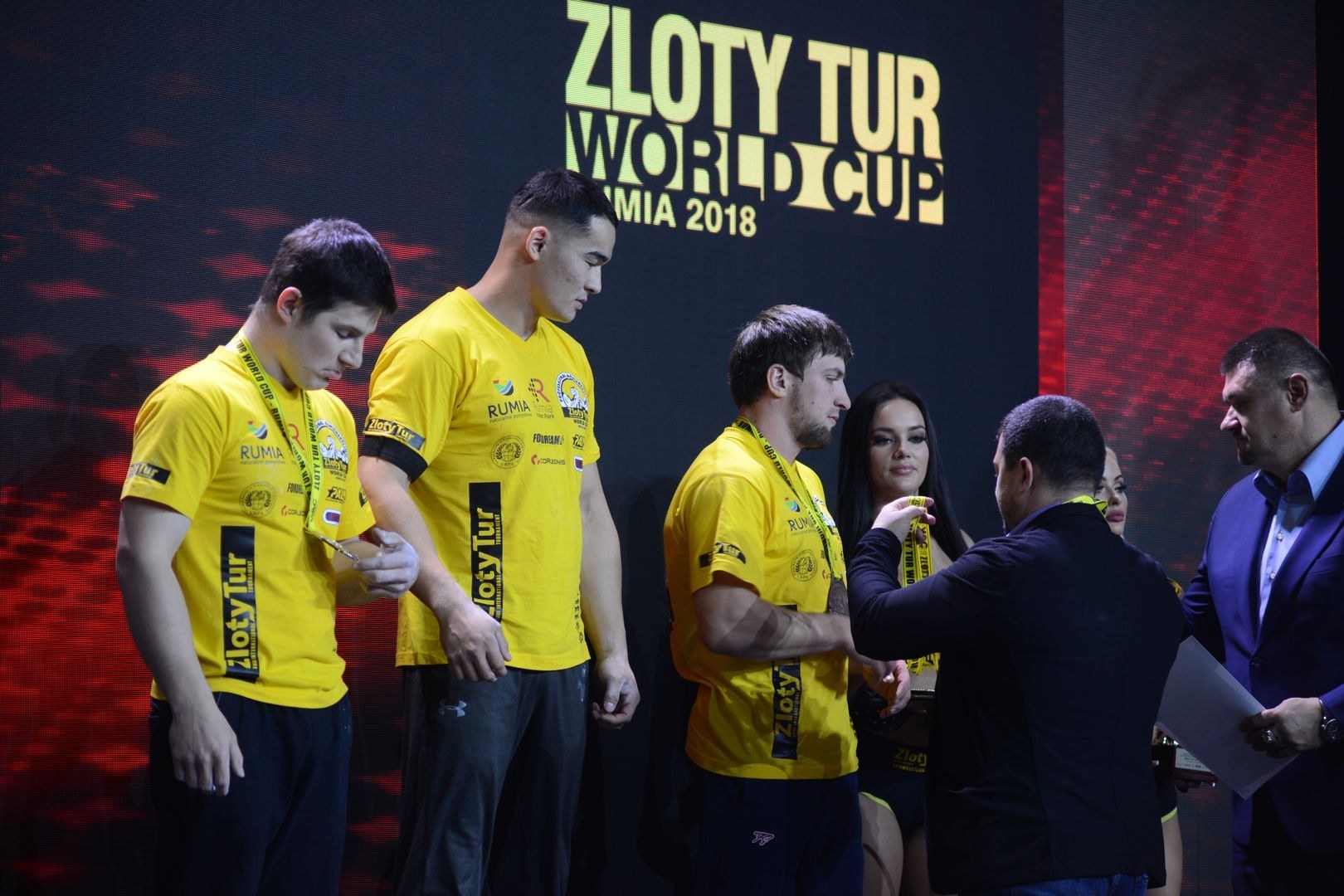 Zloty Tur 2018 Eliminations Left Hand