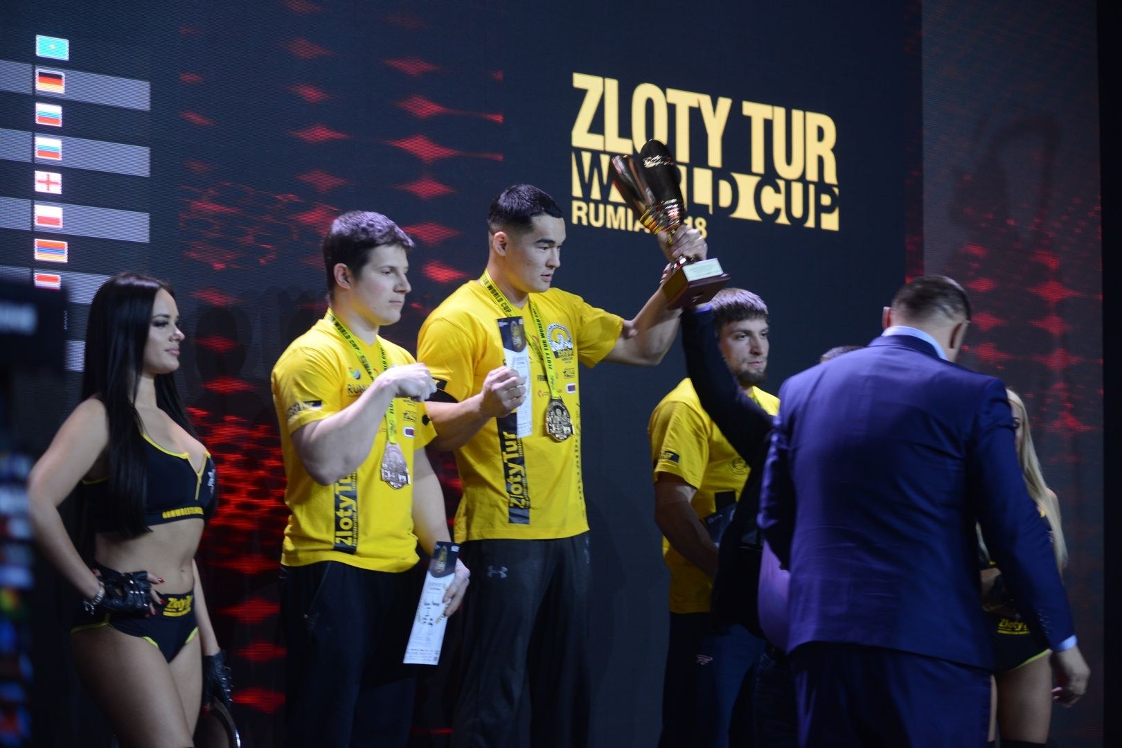 Zloty Tur 2018 Eliminations Left Hand
