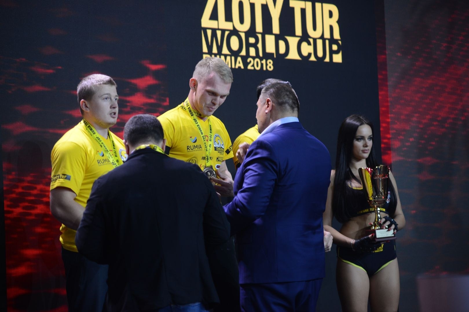 Zloty Tur 2018 Eliminations Left Hand