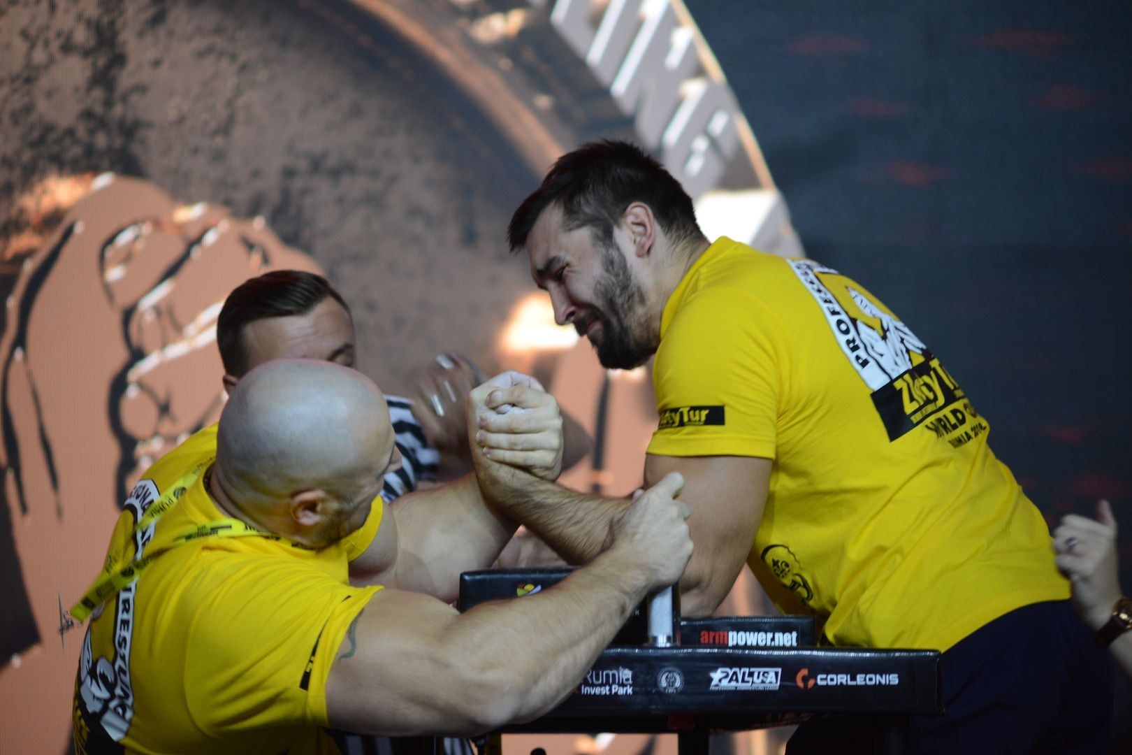 Zloty Tur 2018 Eliminations Left Hand