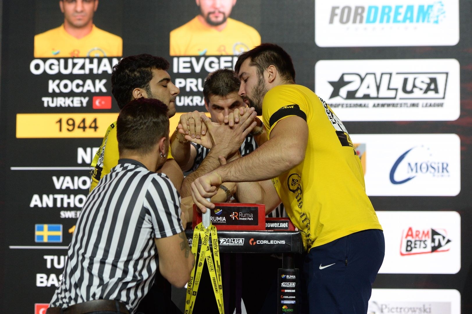 Zloty Tur 2018 Eliminations Right Hand