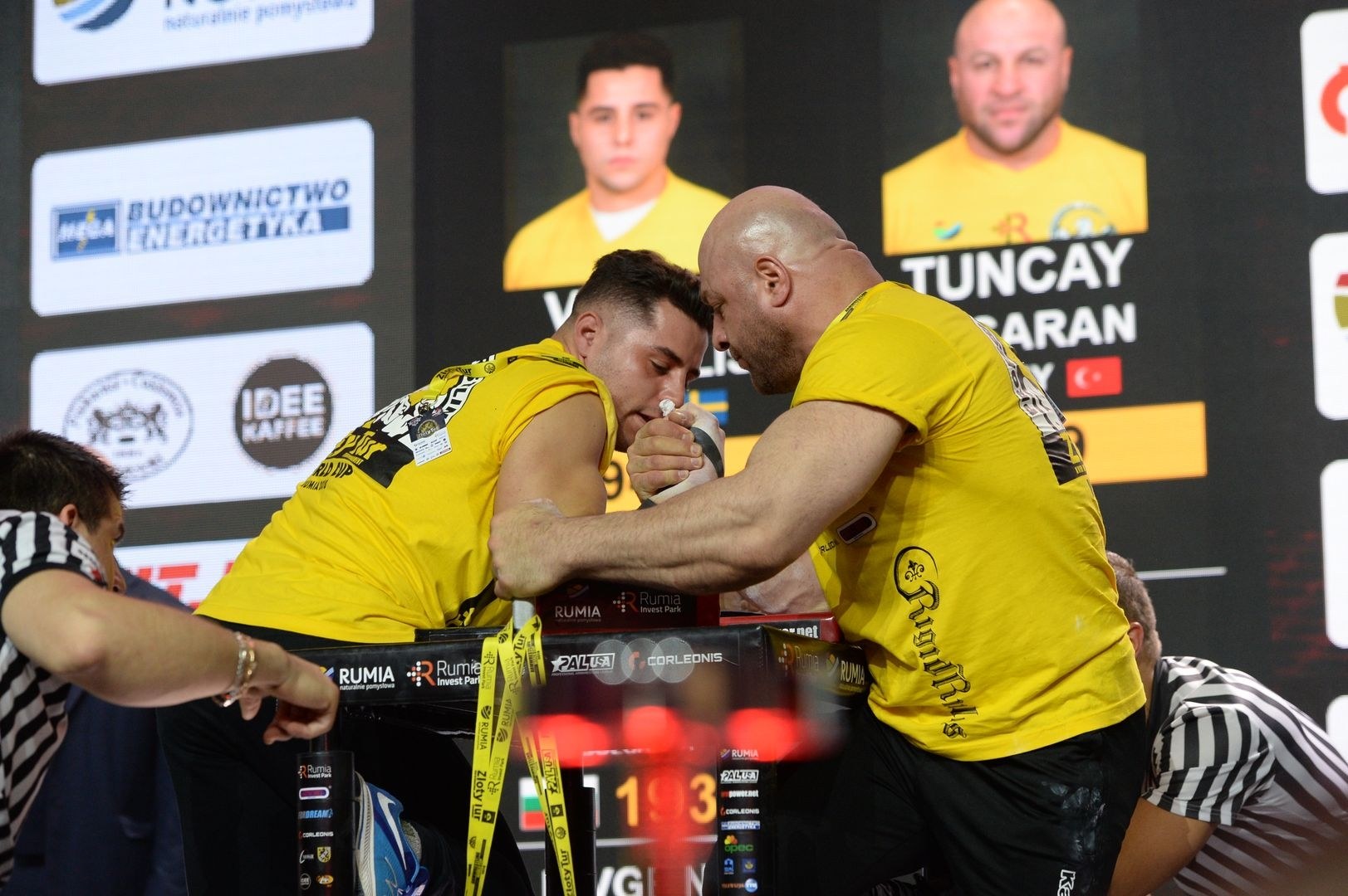 Zloty Tur 2018 Eliminations Right Hand