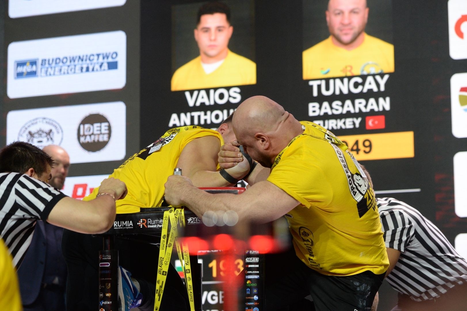 Zloty Tur 2018 Eliminations Right Hand