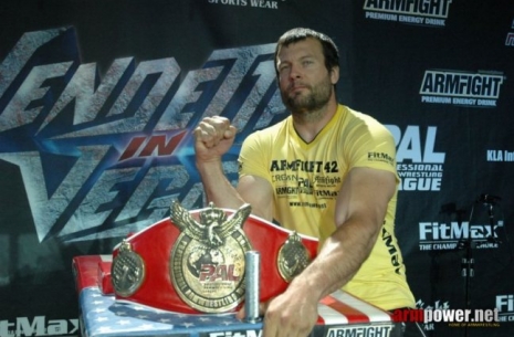 Devon Larratt: I’m going to get to the top in one blow