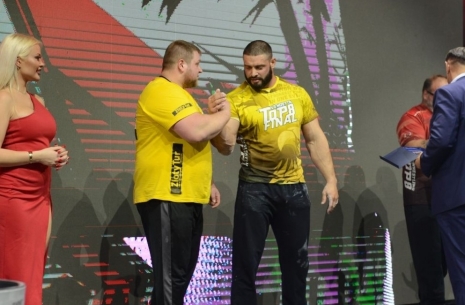 Siberian bear goes for gold of Top 8!