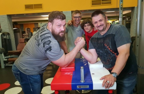 Denis Tsyplenkov’s record is broken!! New episode of the "Science of Armwrestling”.