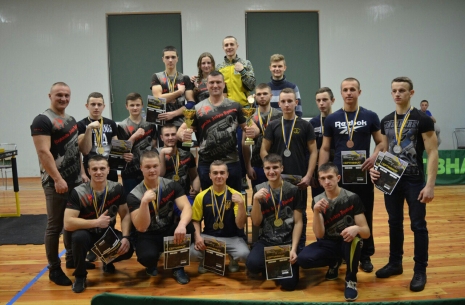 How to create a t-shirt for armwrestler?