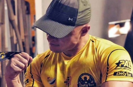 Senec Hand: Who is it?